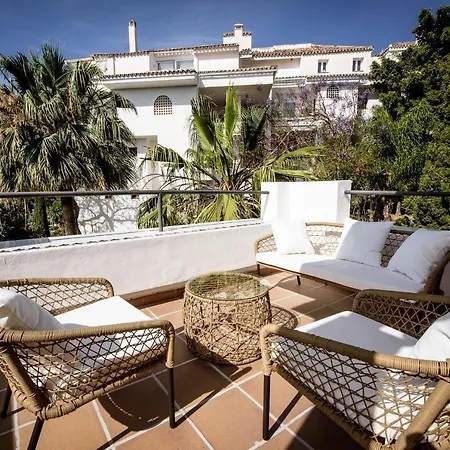 Senorio De Sea View Penthouse Marbella